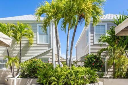 New Casa Caribe By Brightwild- Two-Story Condo Rooftop Pool Key West Exteriér fotografie